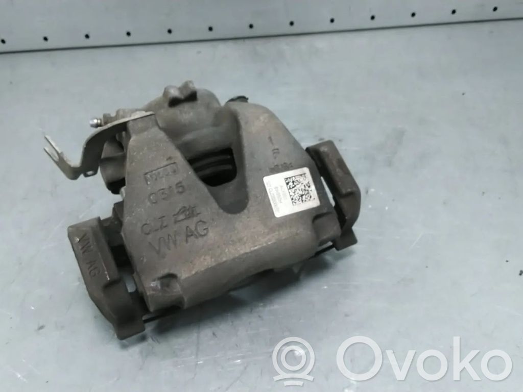 Audi A4 S4 B9 Etujarrusatula 