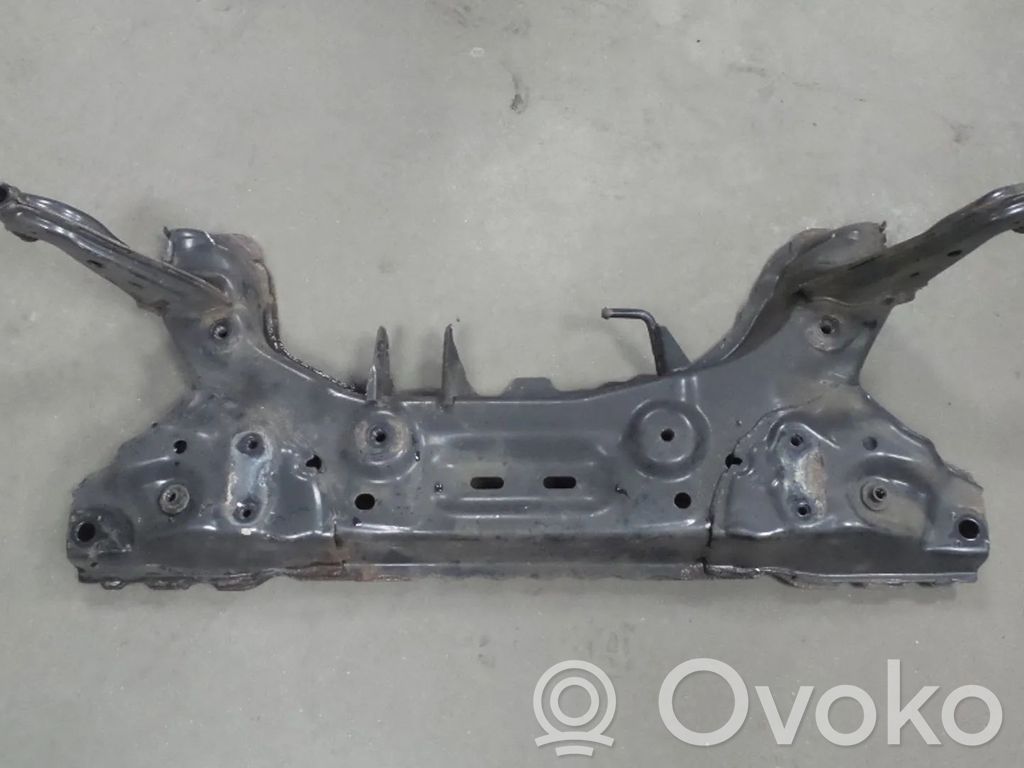 Ford B-MAX Priekinis traversas 