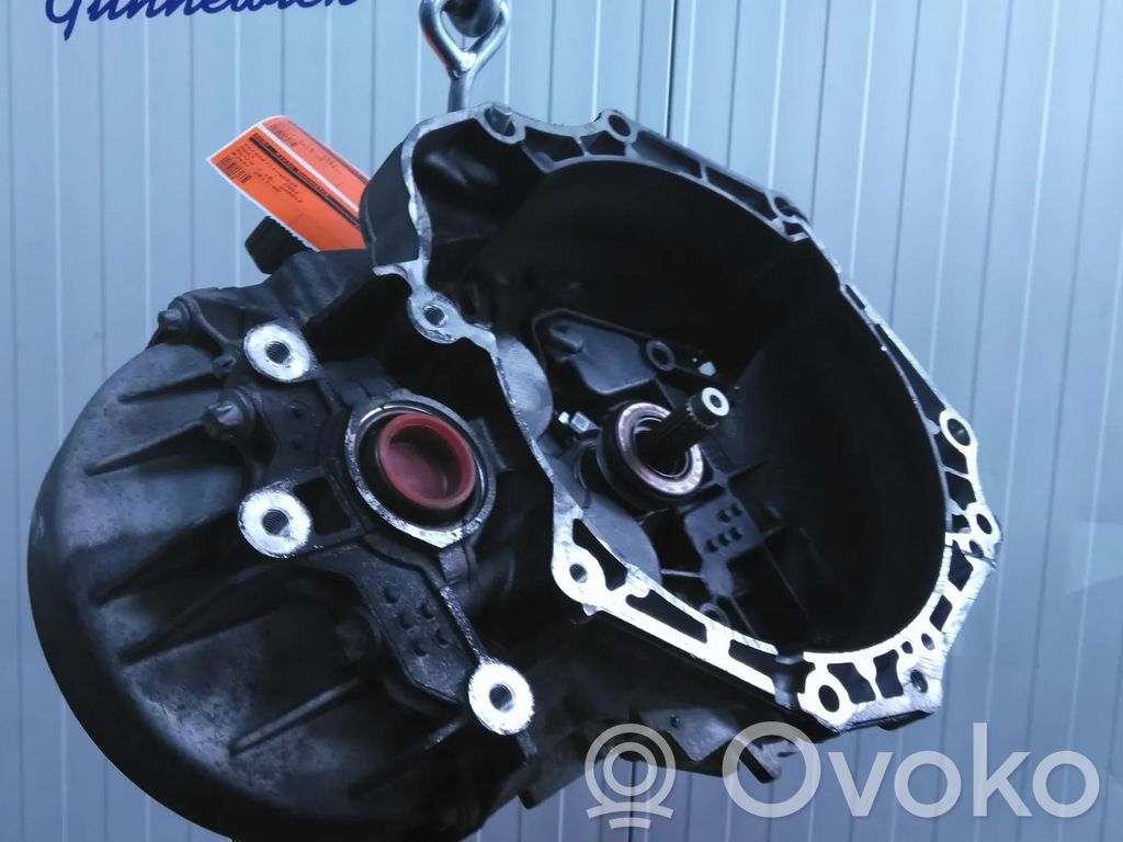 Opel Astra J Manual 5 speed gearbox 