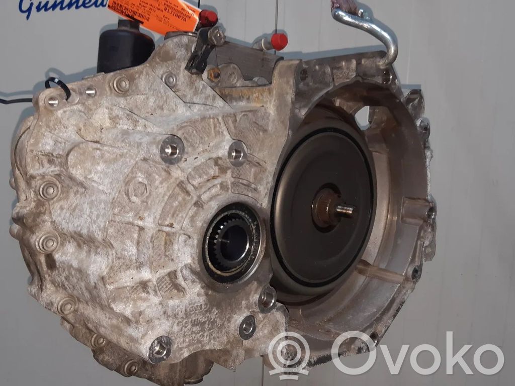 Volkswagen PASSAT B7 Caja de cambios manual de 5 velocidades 