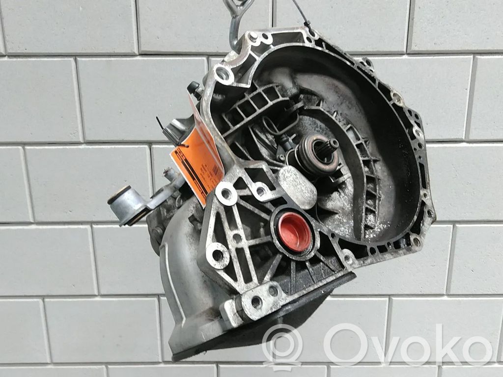 Opel Corsa D Cutie viteze manuală cu 5 trepte 