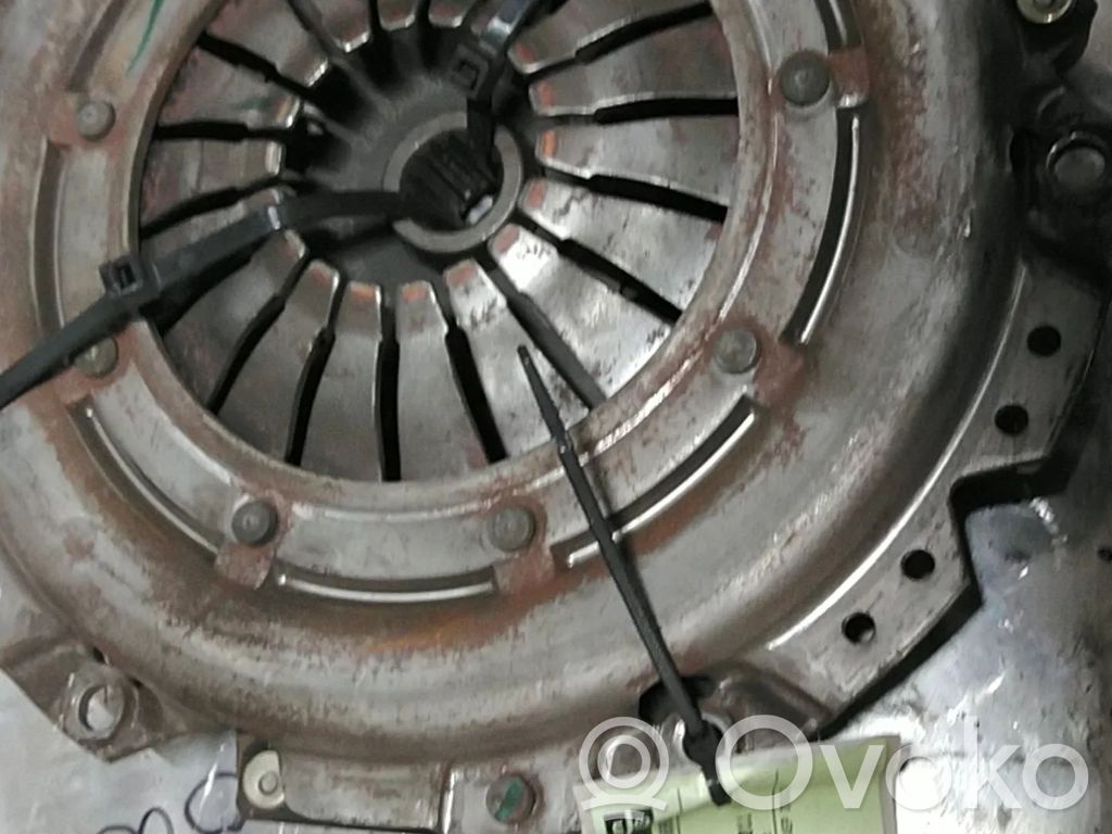 Opel Corsa D Sajūga komplekts 