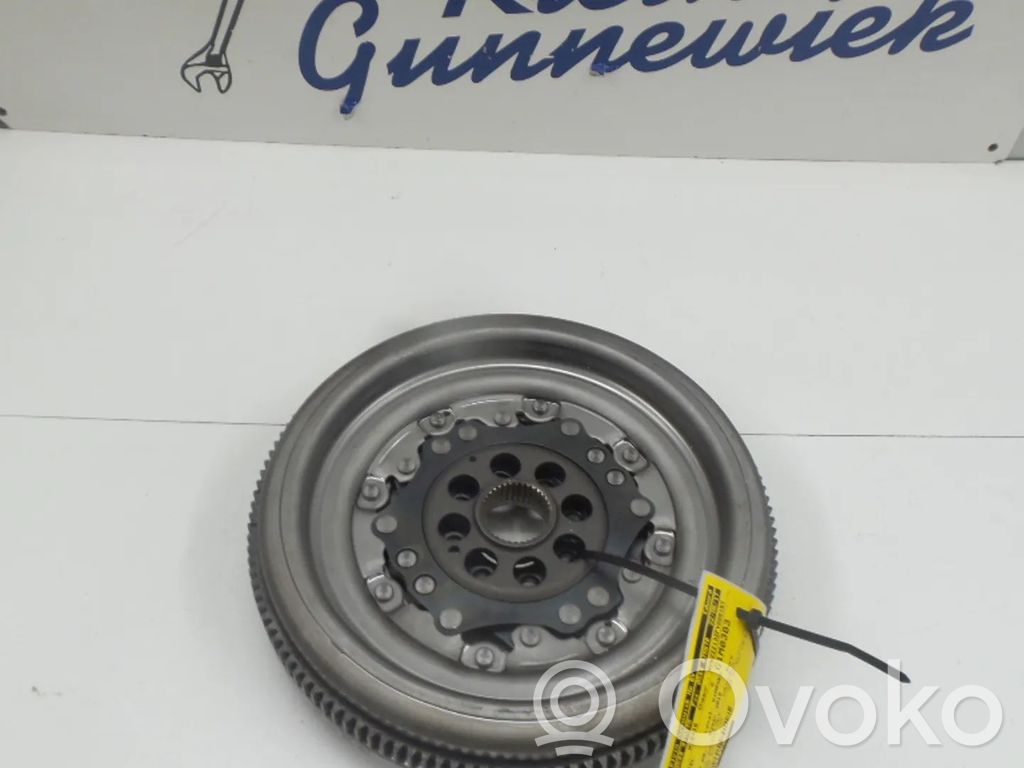 Volante motor   06K105266A