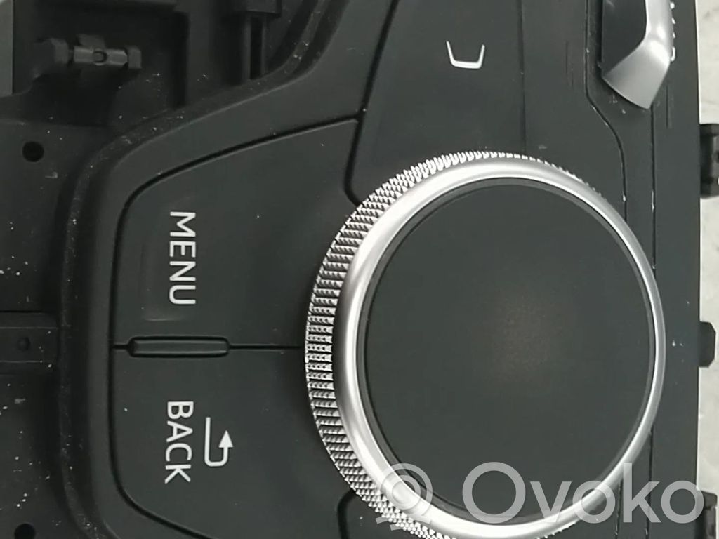 Audi A4 S4 B9 Otros repuestos del interior 