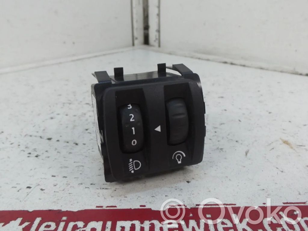 Renault Trafic III (X82) Otros repuestos del interior 