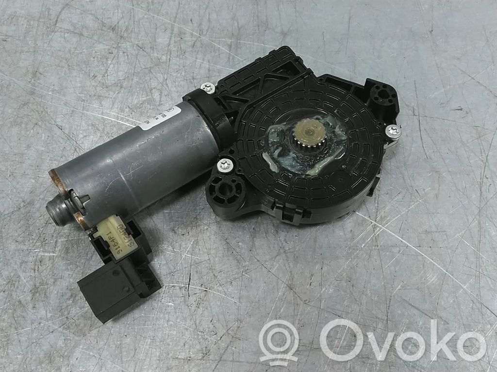 Mercedes-Benz C W205 Motor/actuator trapă