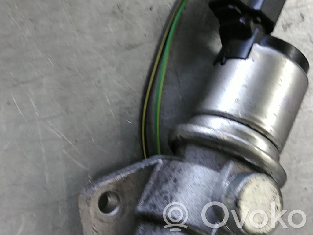 Ford Focus Inne części komory silnika 