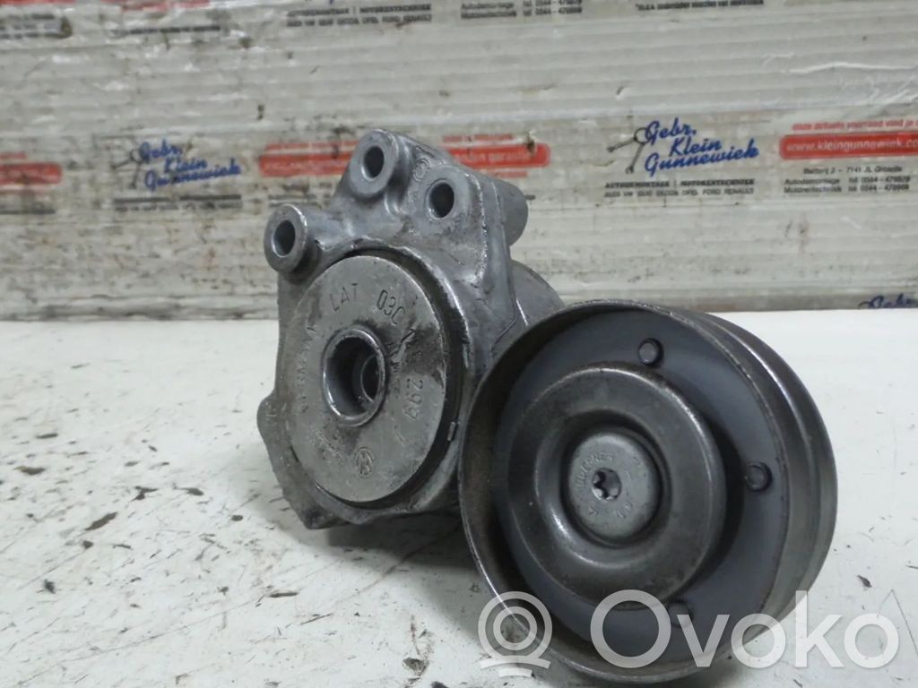 Volkswagen Polo V 6R Inne części komory silnika 