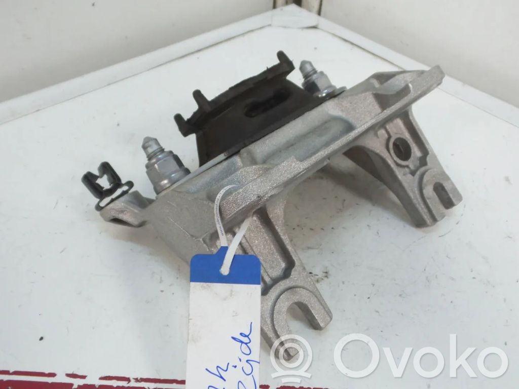 Renault Twingo III Gearbox mount 
