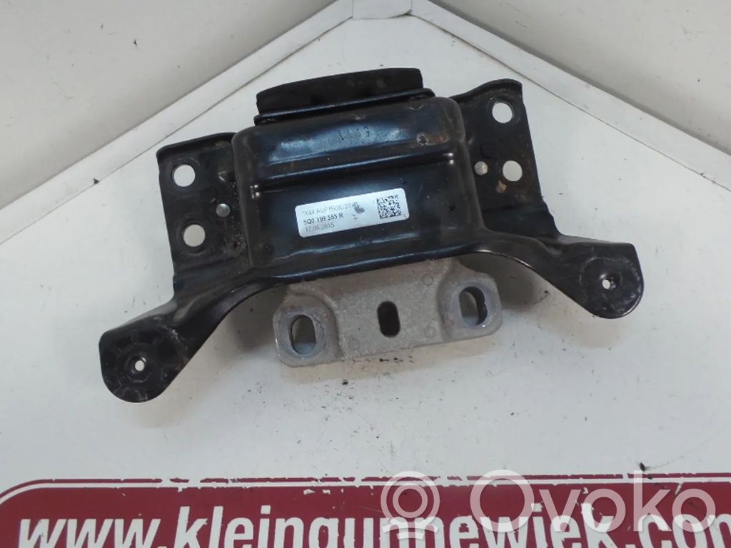 Volkswagen Golf VII Soporte de la caja de cambios 