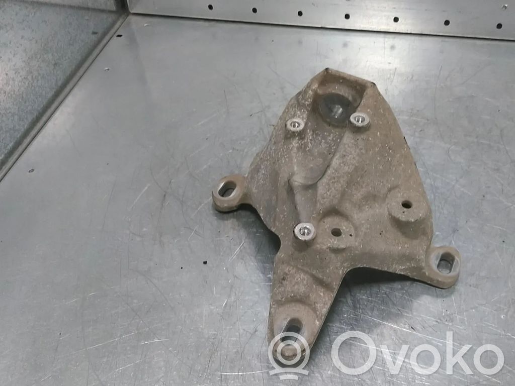 Audi Q7 4M Gearbox mount 