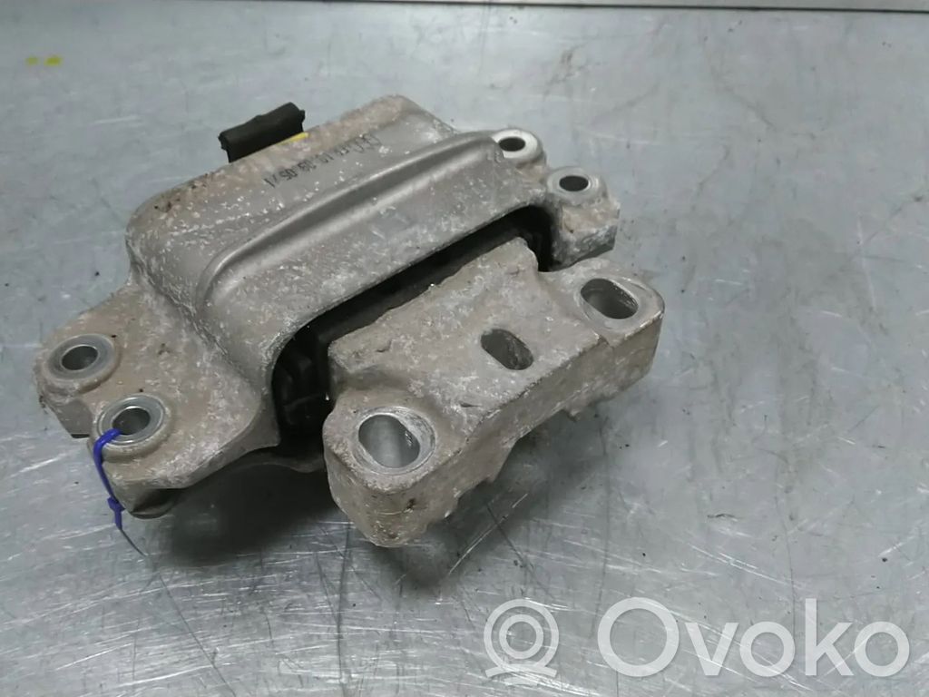 Volkswagen Golf V Supporto della scatola del cambio 