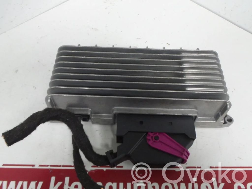 Audi A4 S4 B8 8K Amplificatore