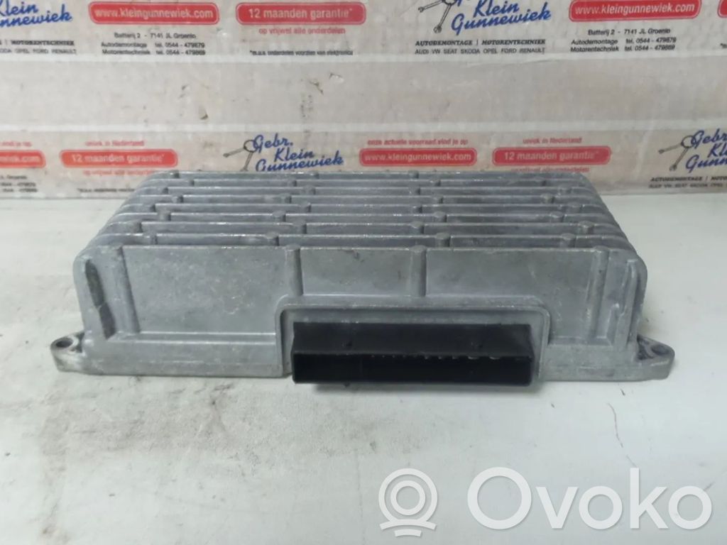 Audi A4 S4 B8 8K Amplificatore