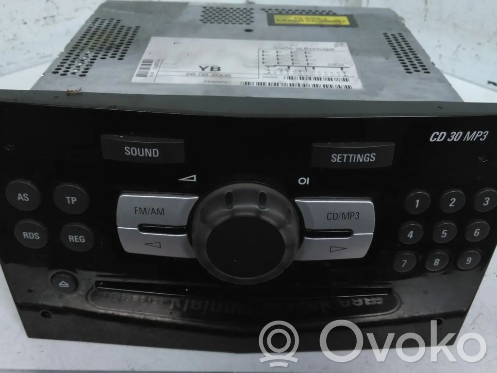 Opel Corsa D Unidad delantera de radio/CD/DVD/GPS 