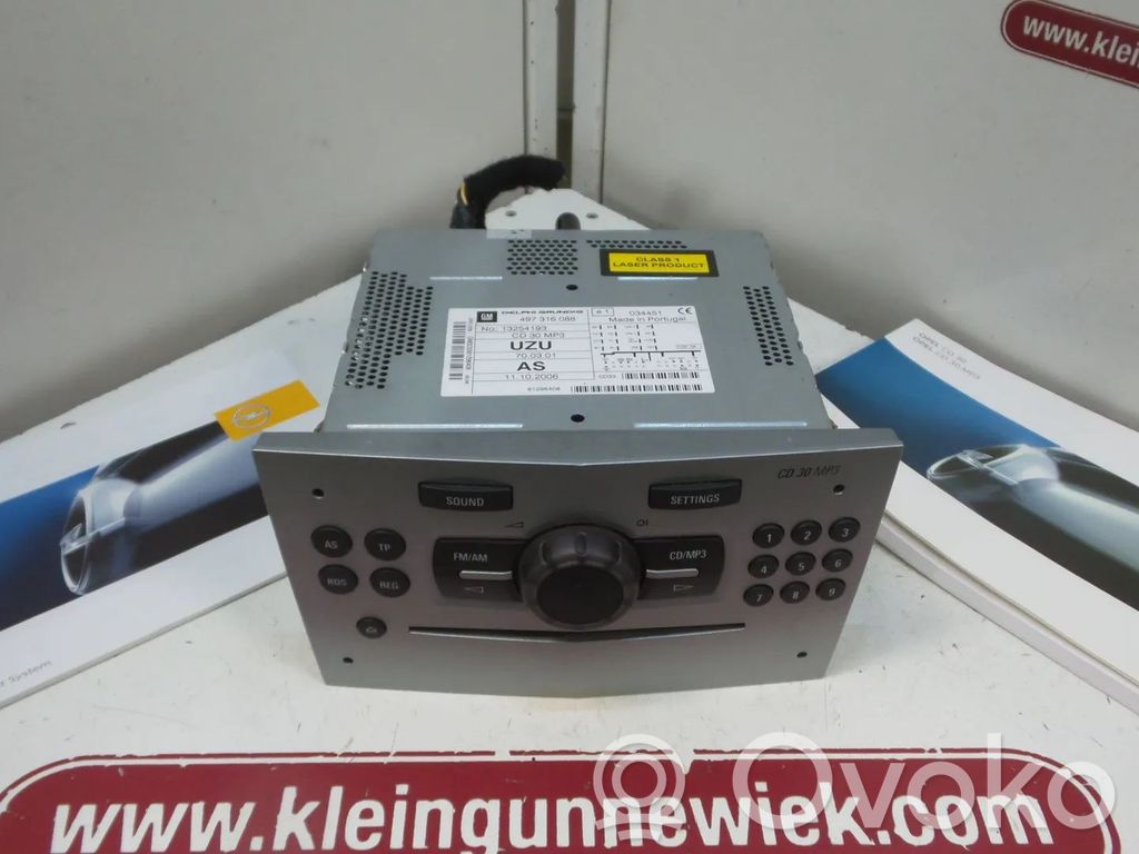 Opel Corsa D Unitate principală radio/CD/DVD/GPS 