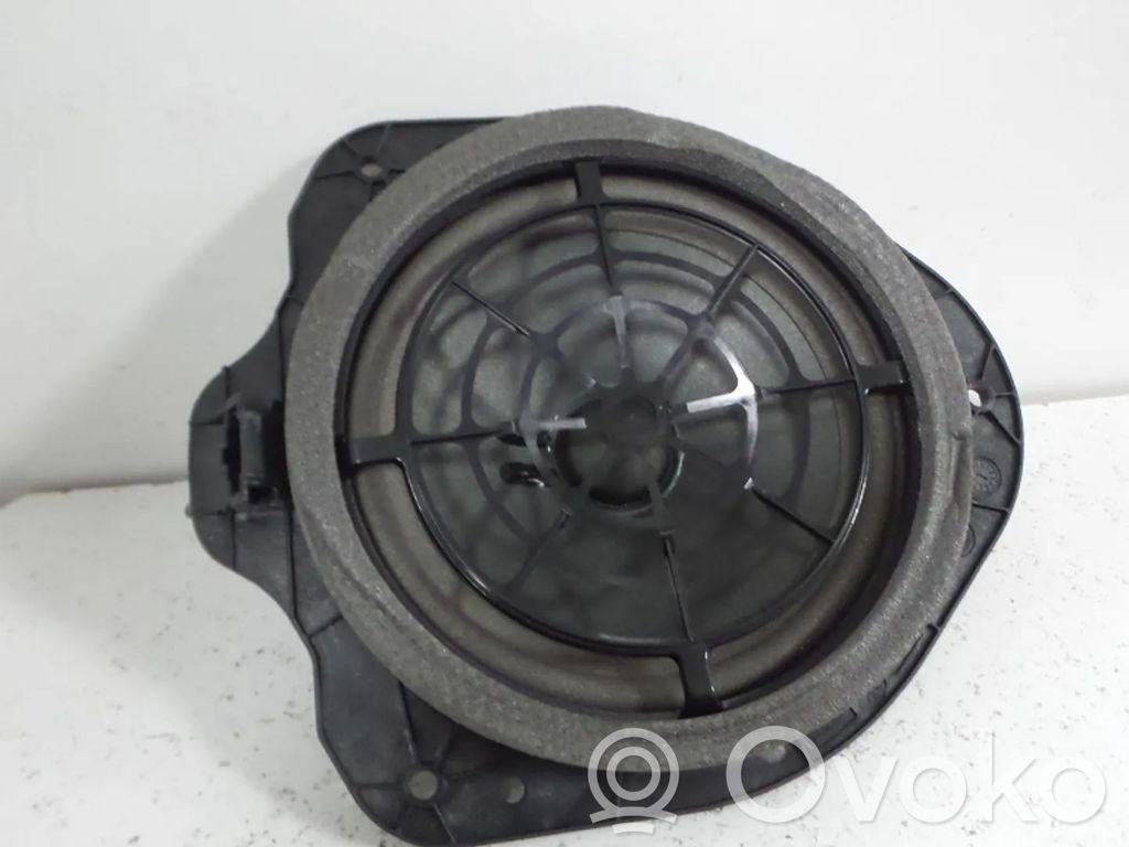 Audi A5 Altavoz de la puerta delantera 