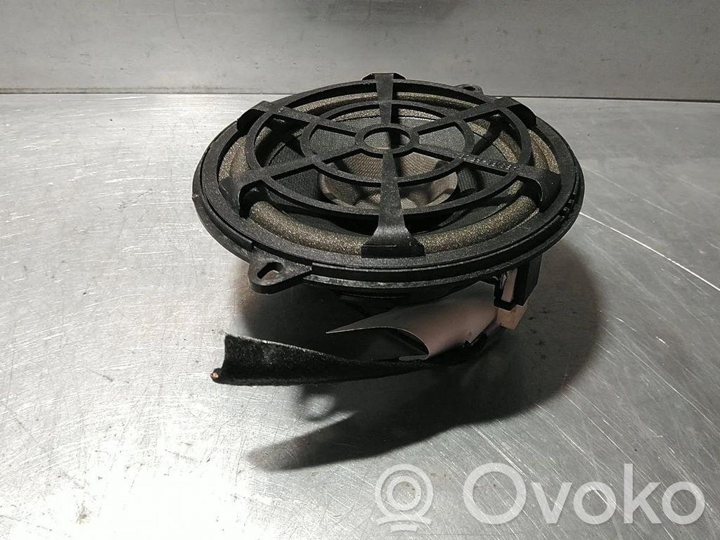 Altavoz de la puerta delantera   8200439474