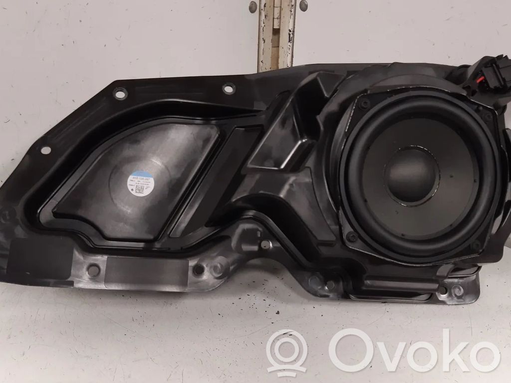 Audi e-tron Front door speaker 