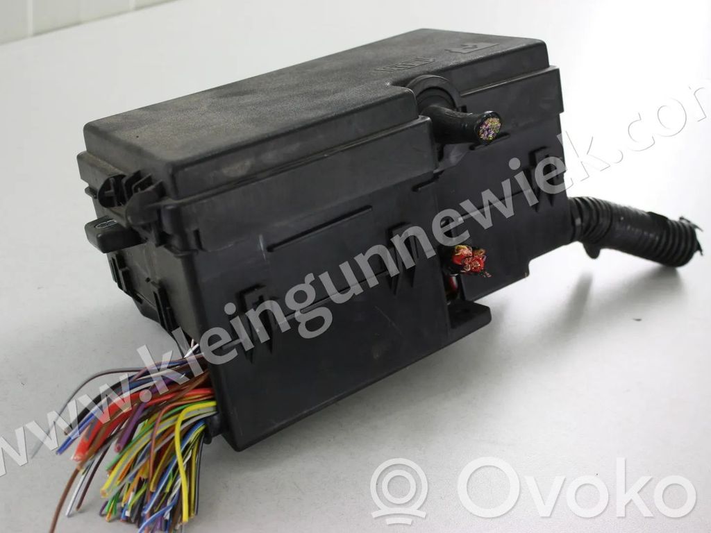 Módulo de fusible   BM5T14K733DEA,AV6T14A067AB,AV6T14A067AC,AV6T14A142AB,F1ET14K733BEC,F1FT14K733FJC