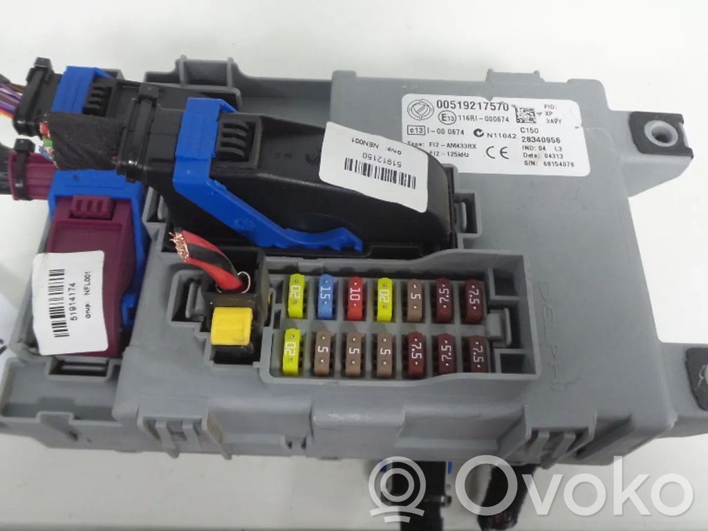 Module de fusibles   00519217570
