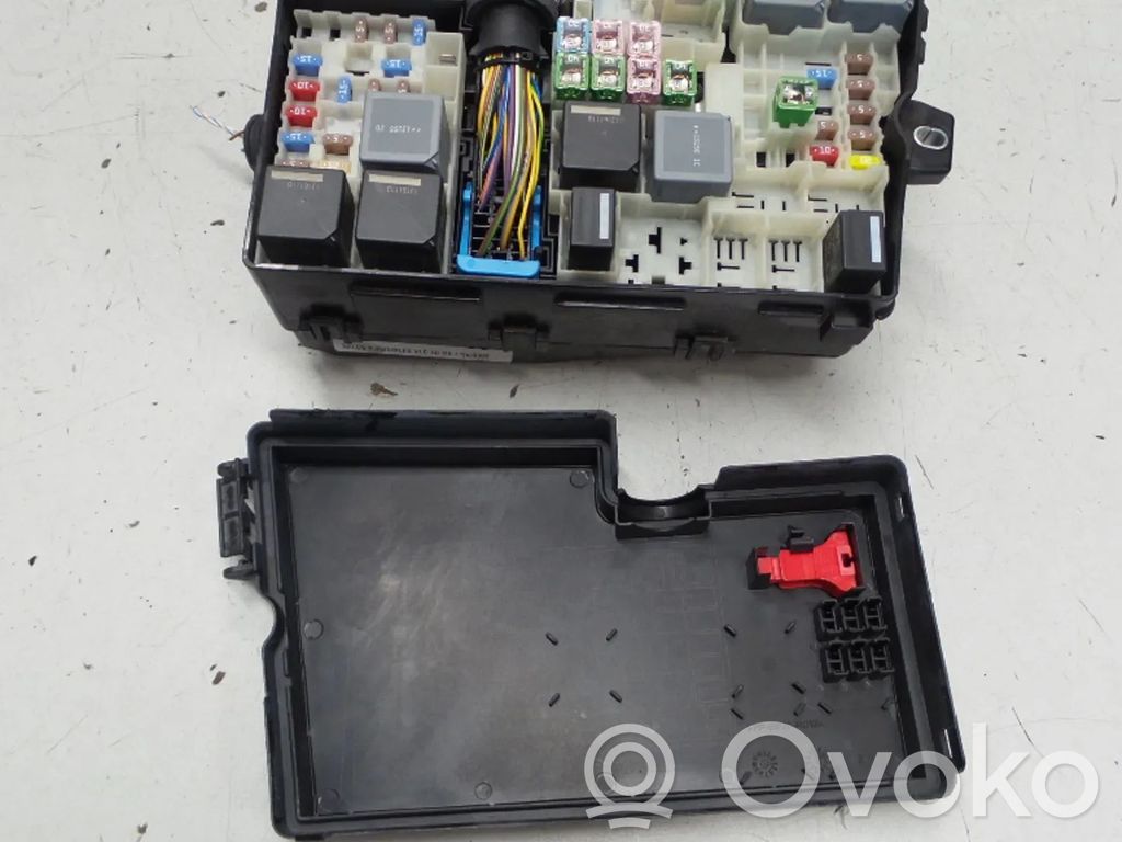 Ford Kuga II Módulo de fusible 
