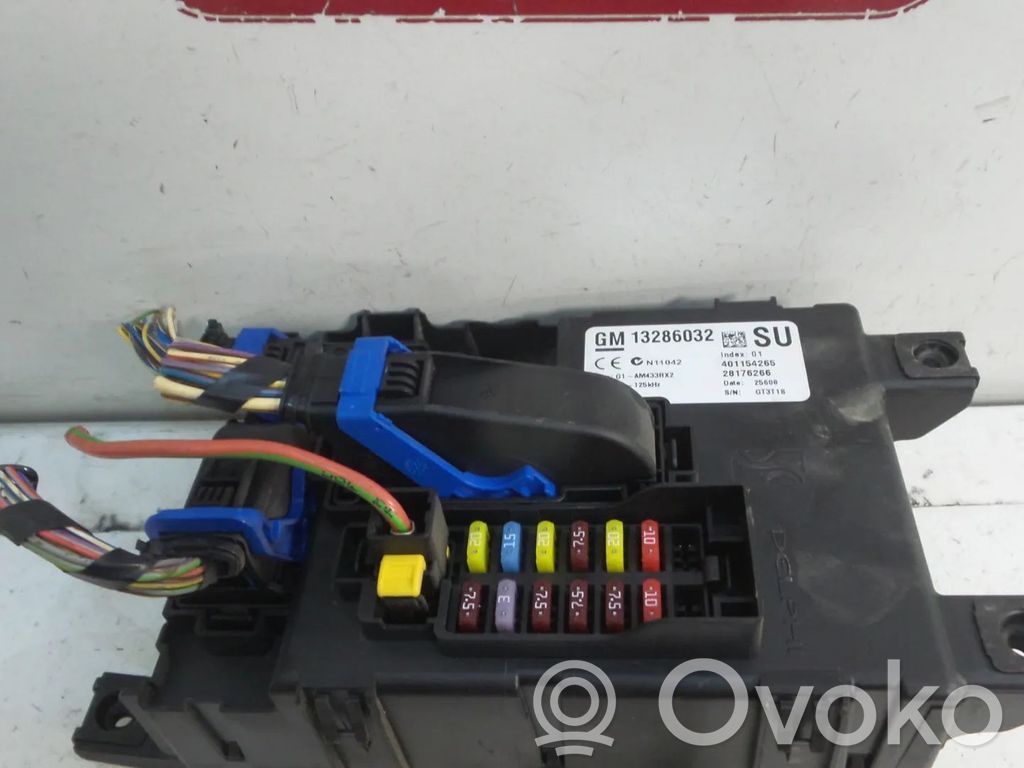 Opel Corsa D Módulo de fusible 
