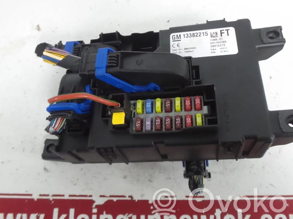 Módulo de fusible   13382215