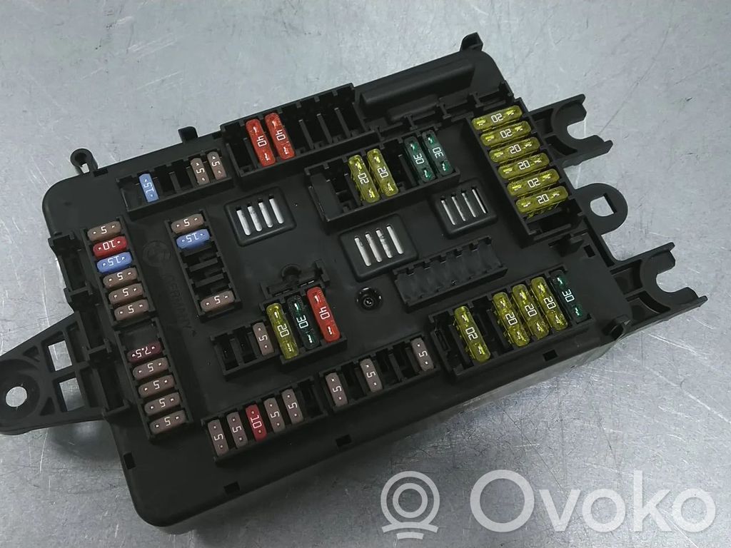 BMW 2 F22 F23 Modul siguranțe 