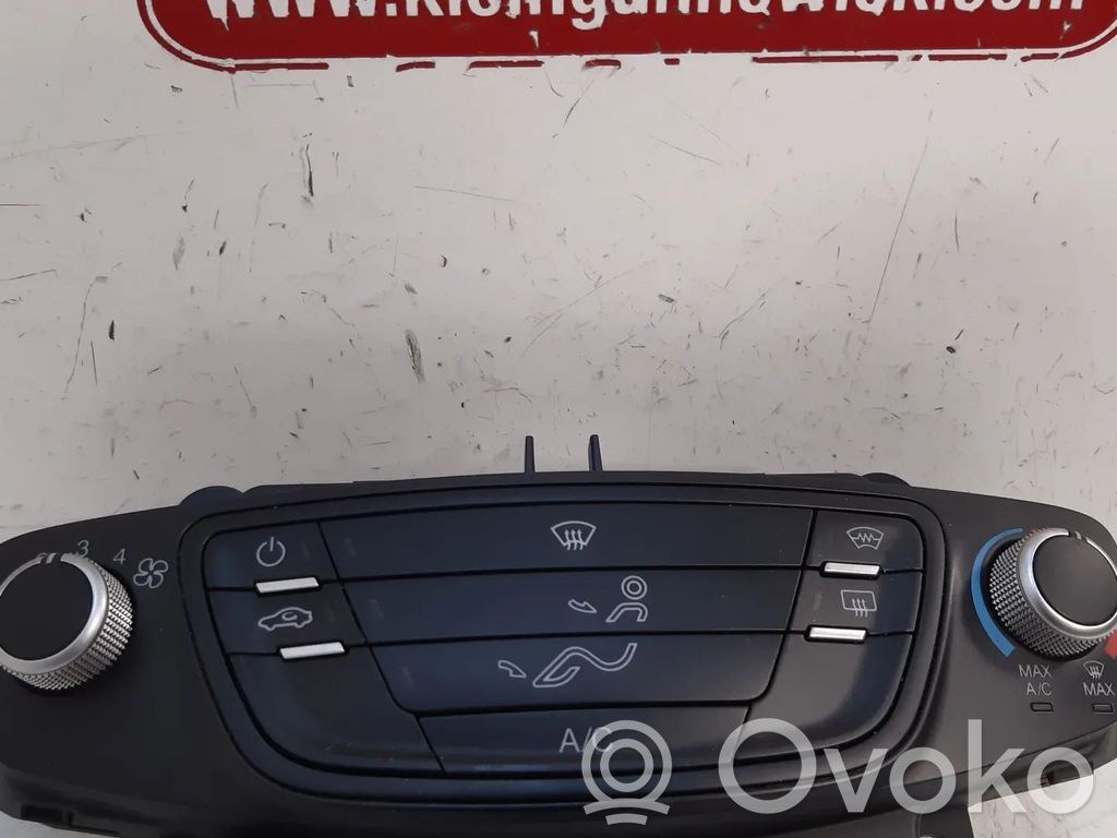 Ford Transit Courier Climate control unit 