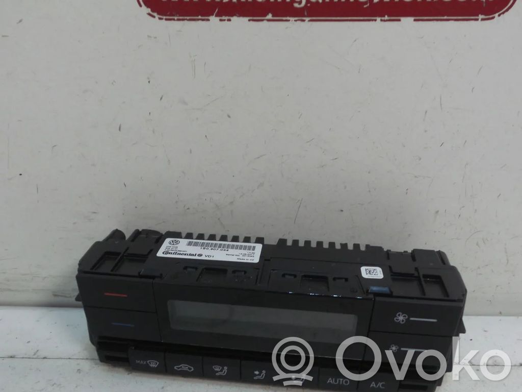 Volkswagen Up Climate control unit 