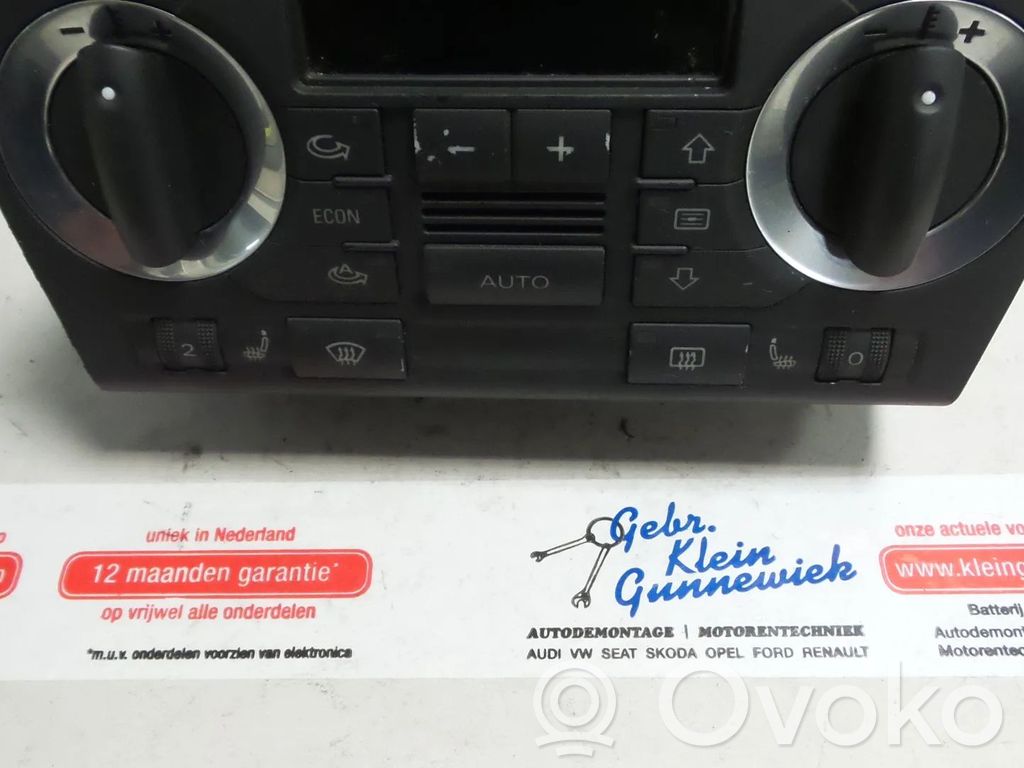 Audi A3 S3 8P Climate control unit 