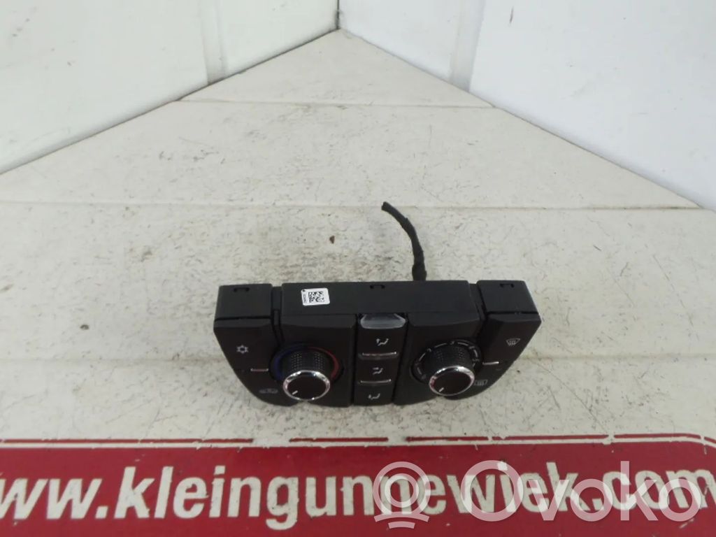 Opel Astra J Panel klimatyzacji 