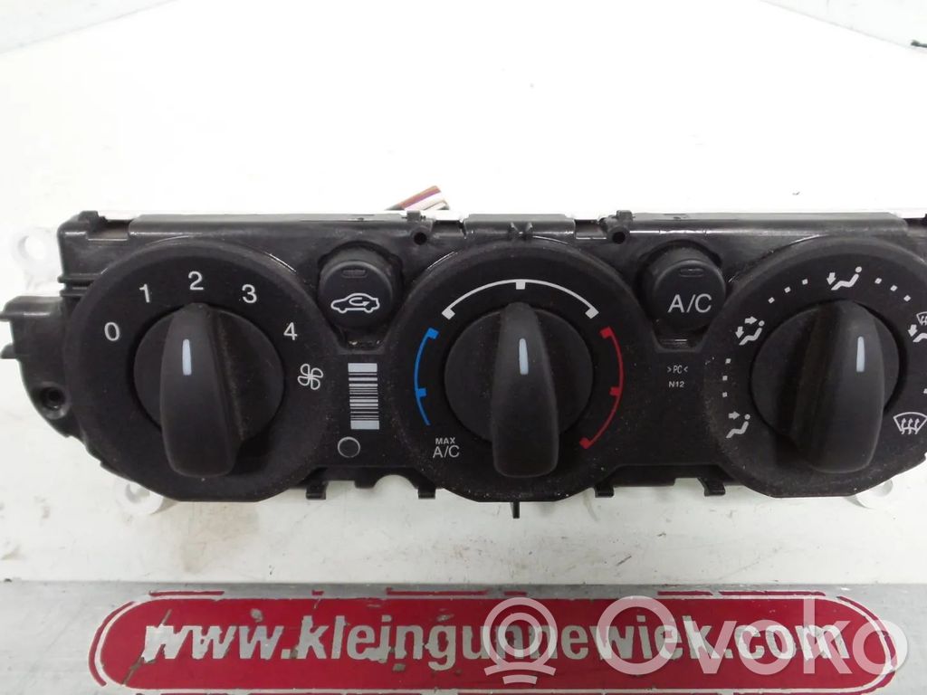 Ford Focus Climate control unit 