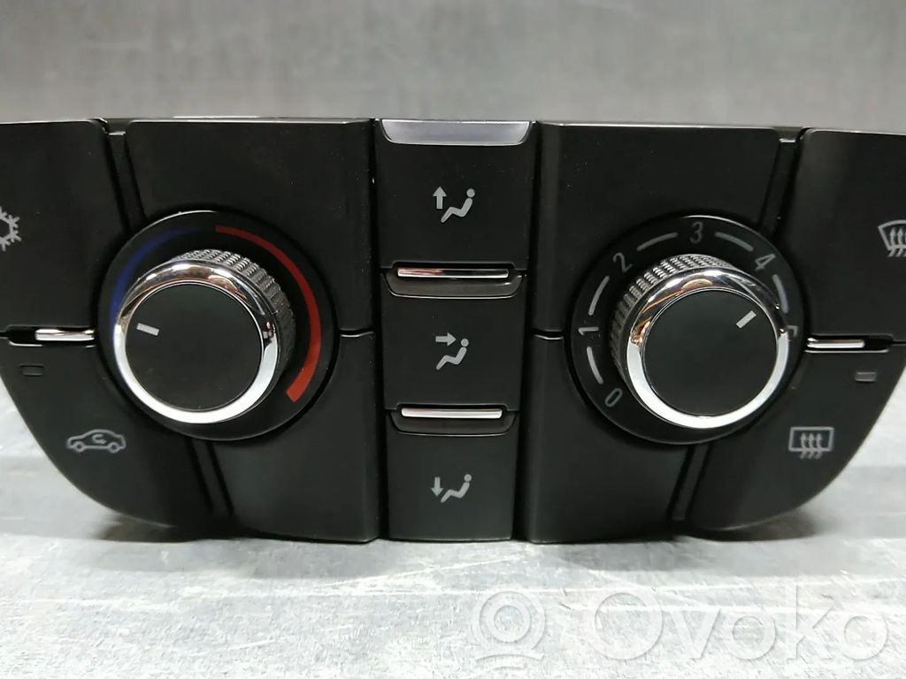 Opel Astra J Centralina del climatizzatore 