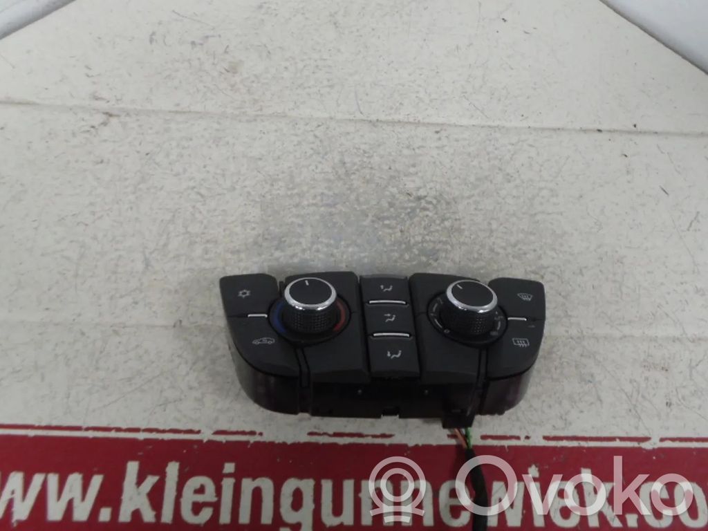 Opel Astra J Centralina del climatizzatore 