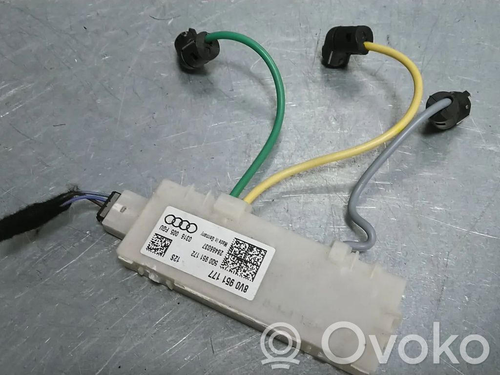 Anturi   8V0951177