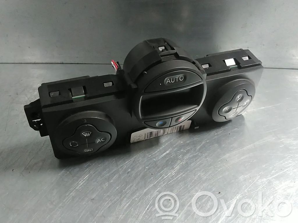 Renault Modus Climate control unit 