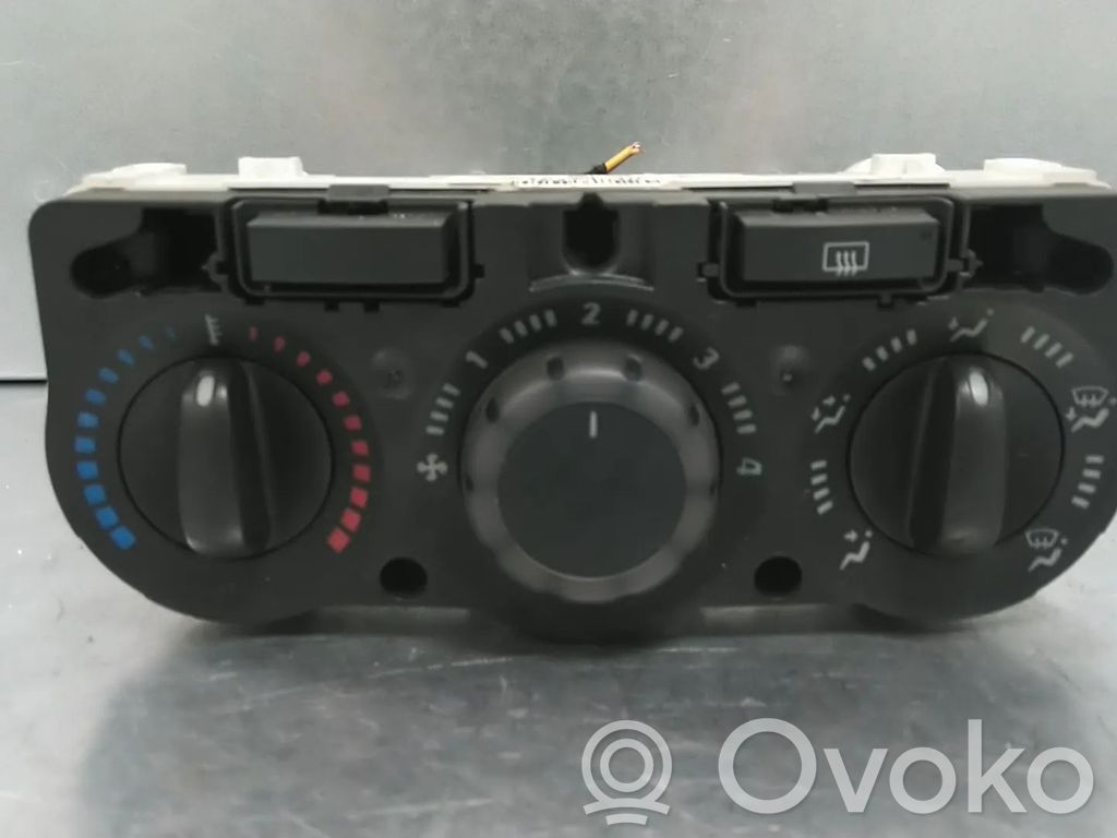 Opel Corsa D Climate control unit 