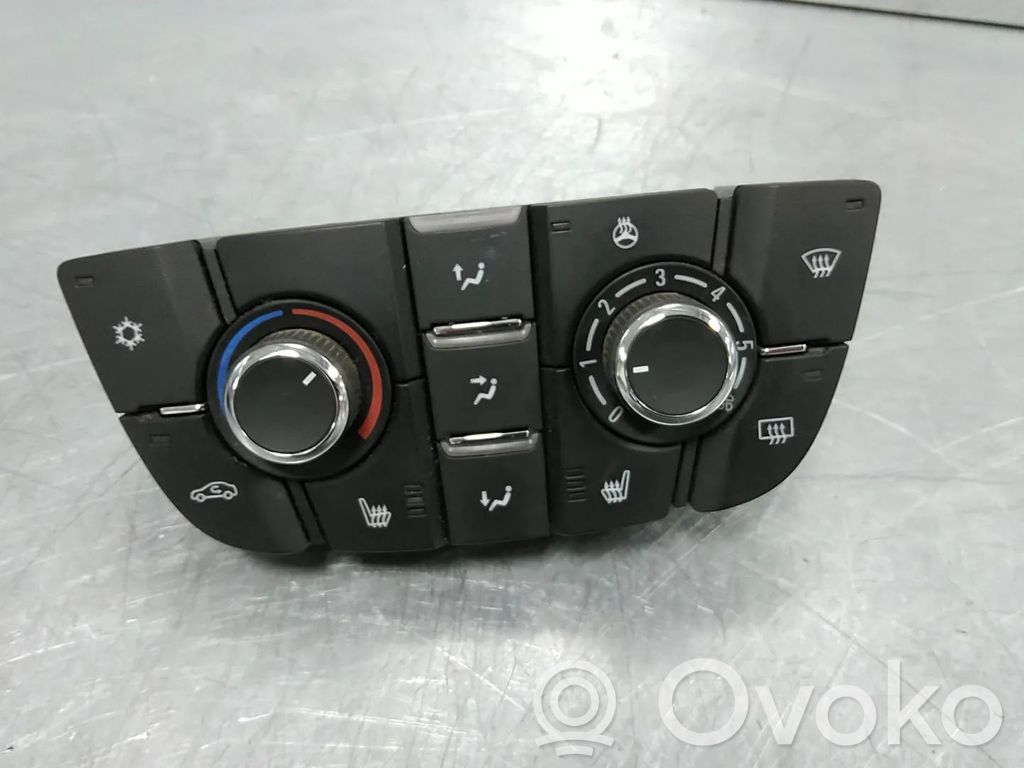 Opel Meriva B Climate control unit 