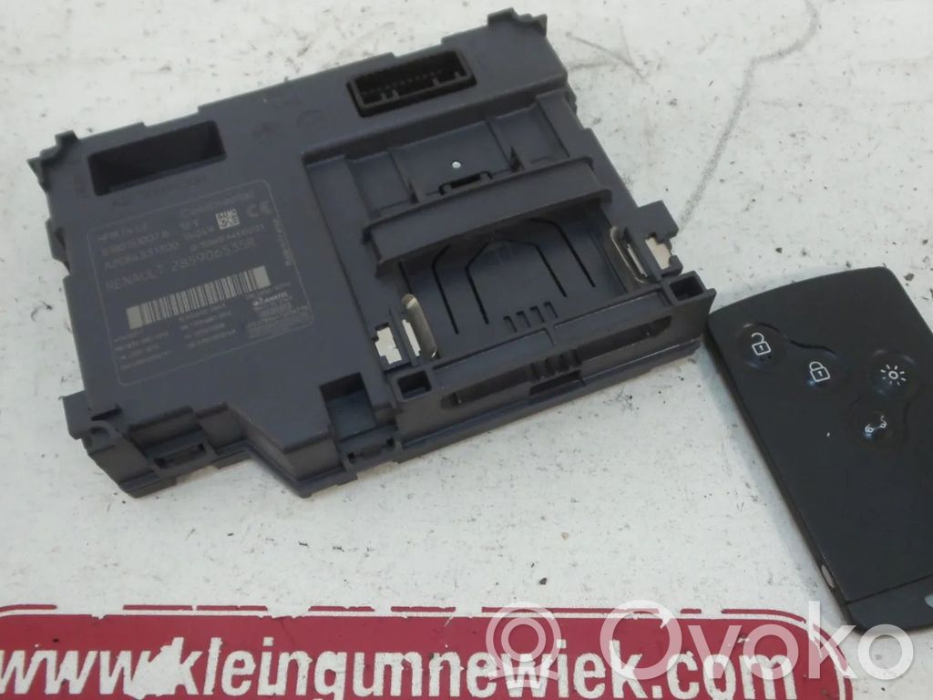 Renault Captur Ignition key card reader 
