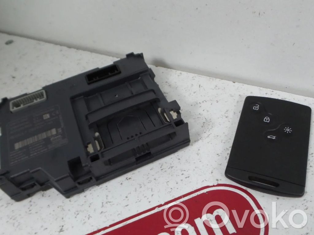 Renault Captur Ignition key card reader 