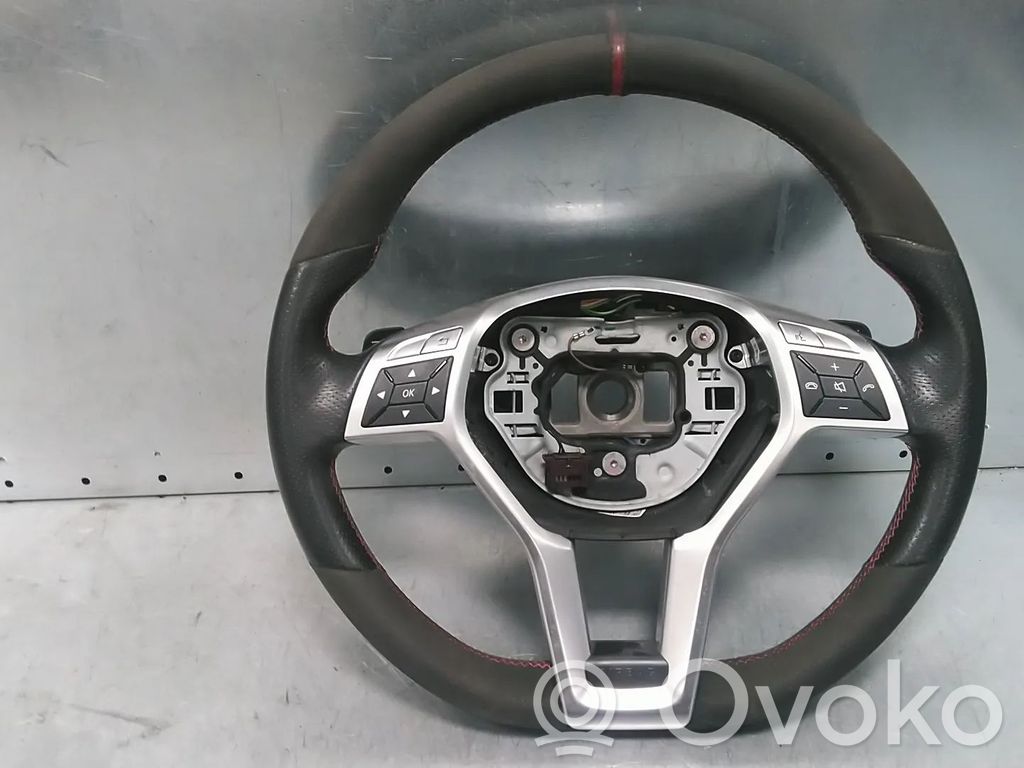 Mercedes-Benz A W176 Ohjauspyörä 