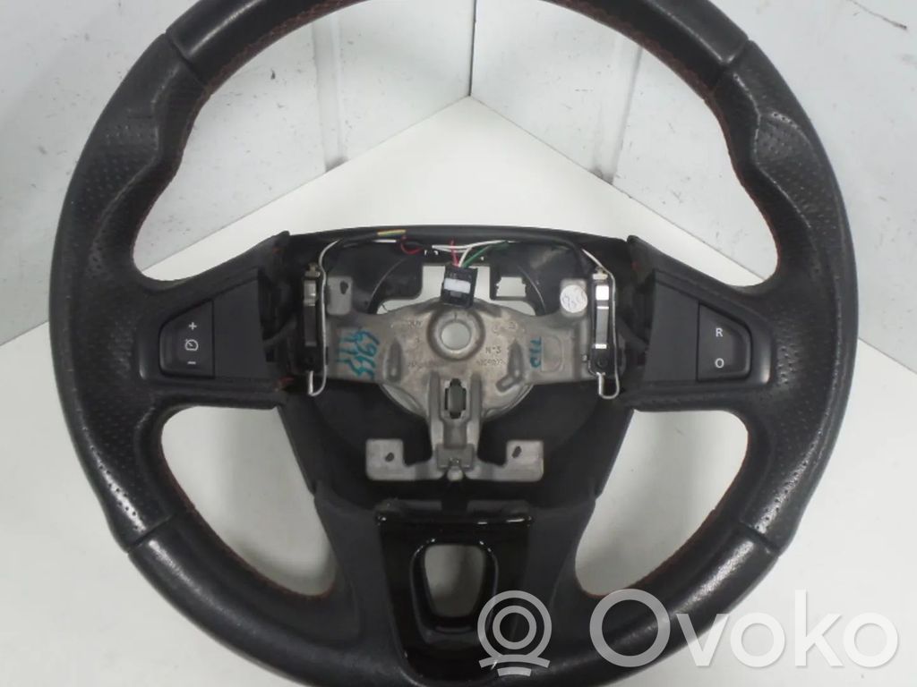 Renault Megane III Lenkrad 