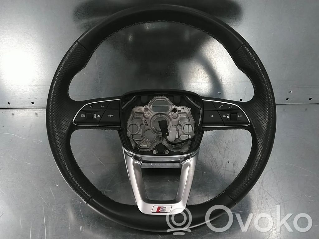 Audi Q3 F3 Kierownica 