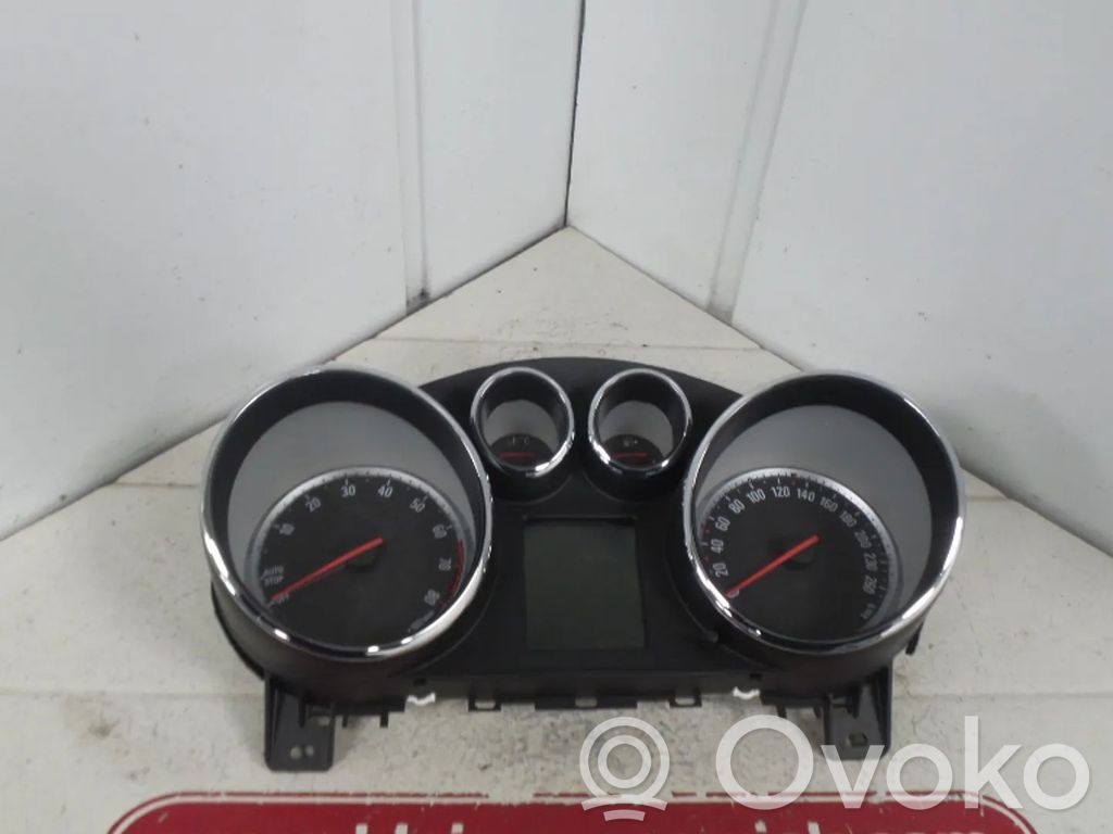 Opel Astra J Speedometer (instrument cluster) 