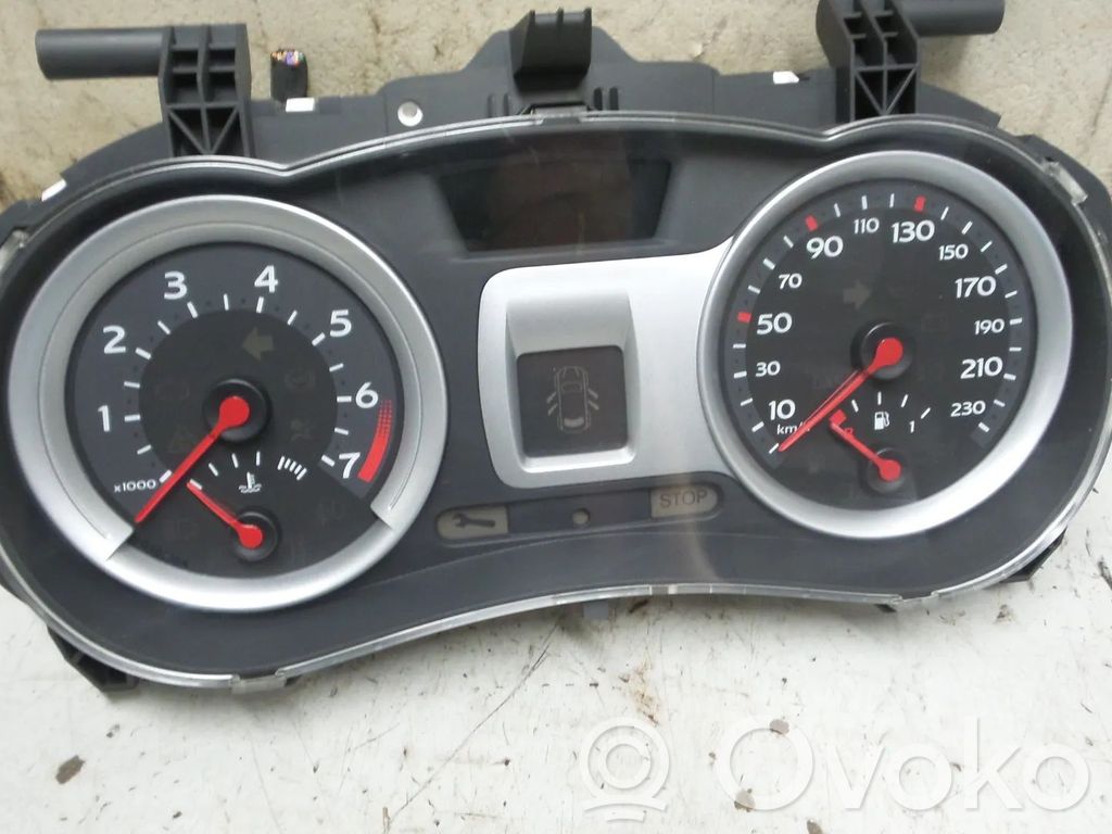 Renault Clio III Speedometer (instrument cluster) 