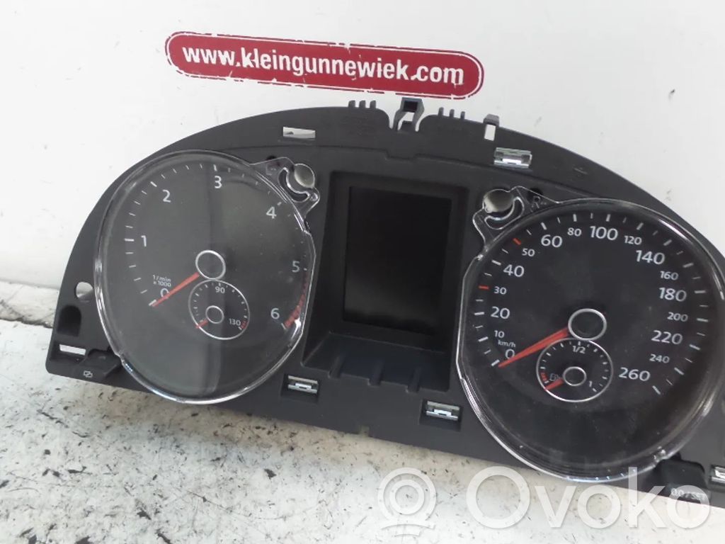 Volkswagen PASSAT B7 Vitezometru (grup de instrumente) 