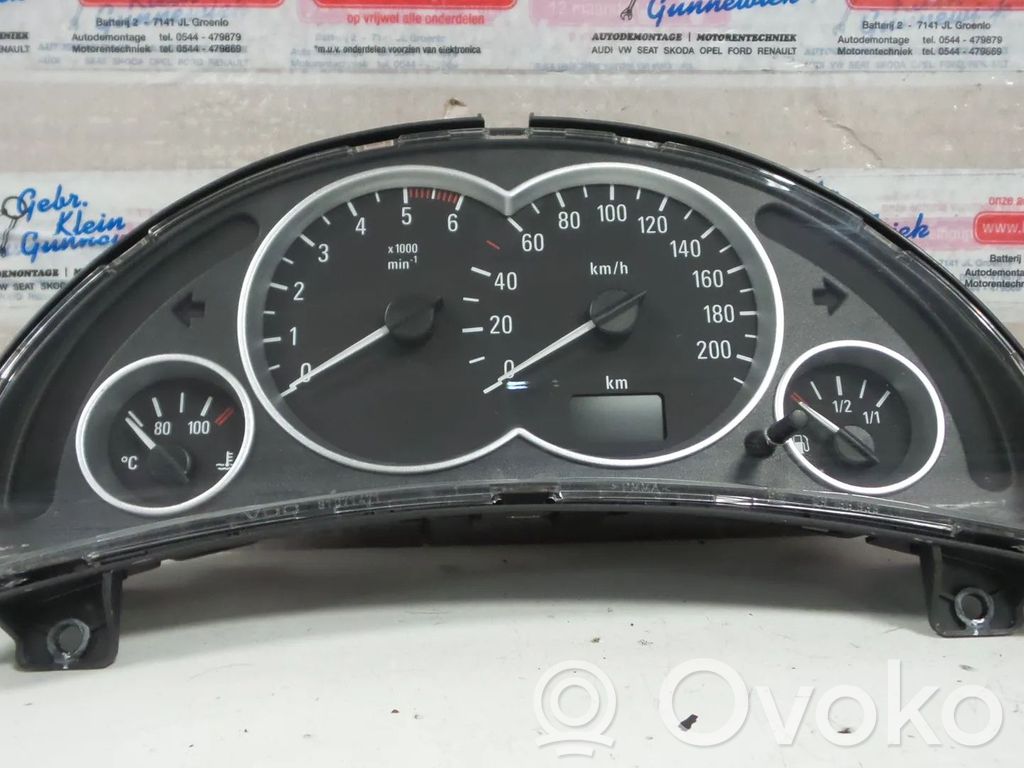 Opel Corsa C Speedometer (instrument cluster) 