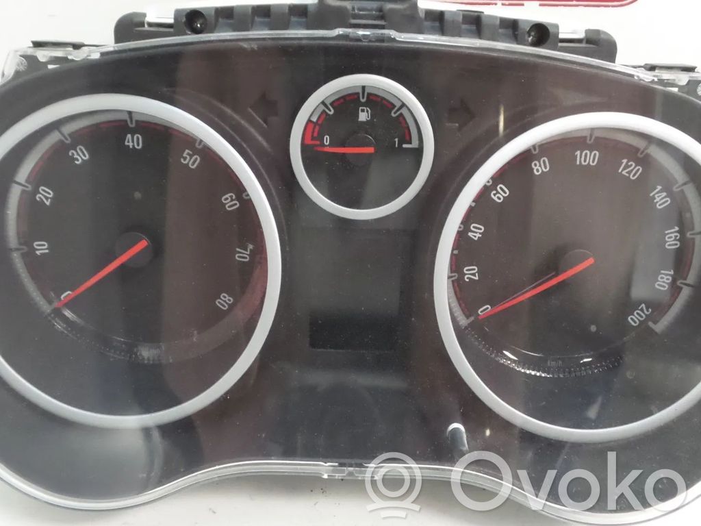 Opel Corsa D Licznik / Prędkościomierz 